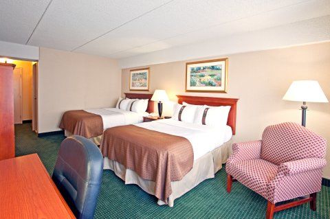 Johnstown-downtown By Ihg Johnstown