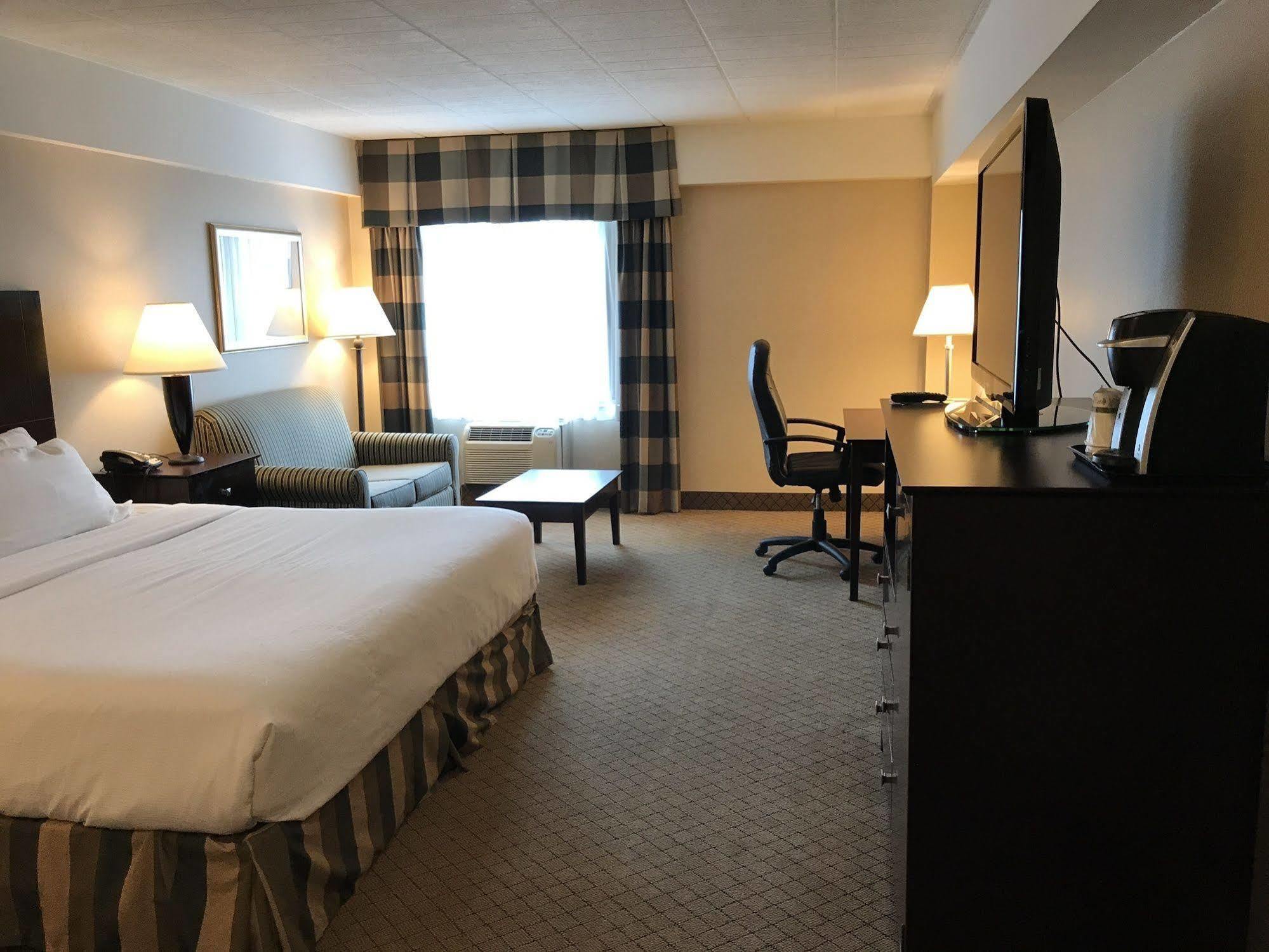 Johnstown-downtown By Ihg Hotel 3*